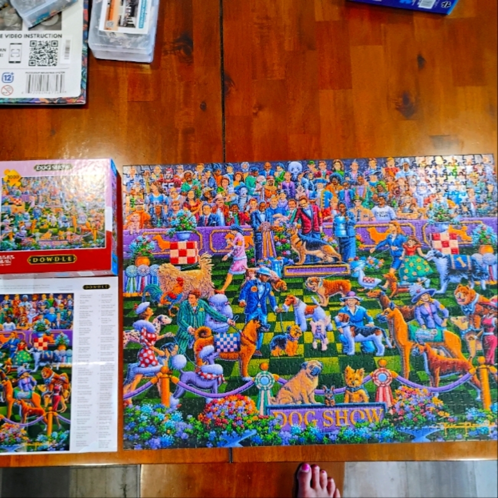 "Dog Show" by Dowdle 1000 piece puzzle